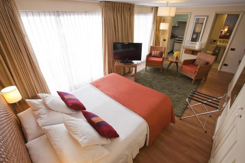 Suites El Golf San Sebastian 2711 Las Condes ซานติอาโก ภายนอก รูปภาพ